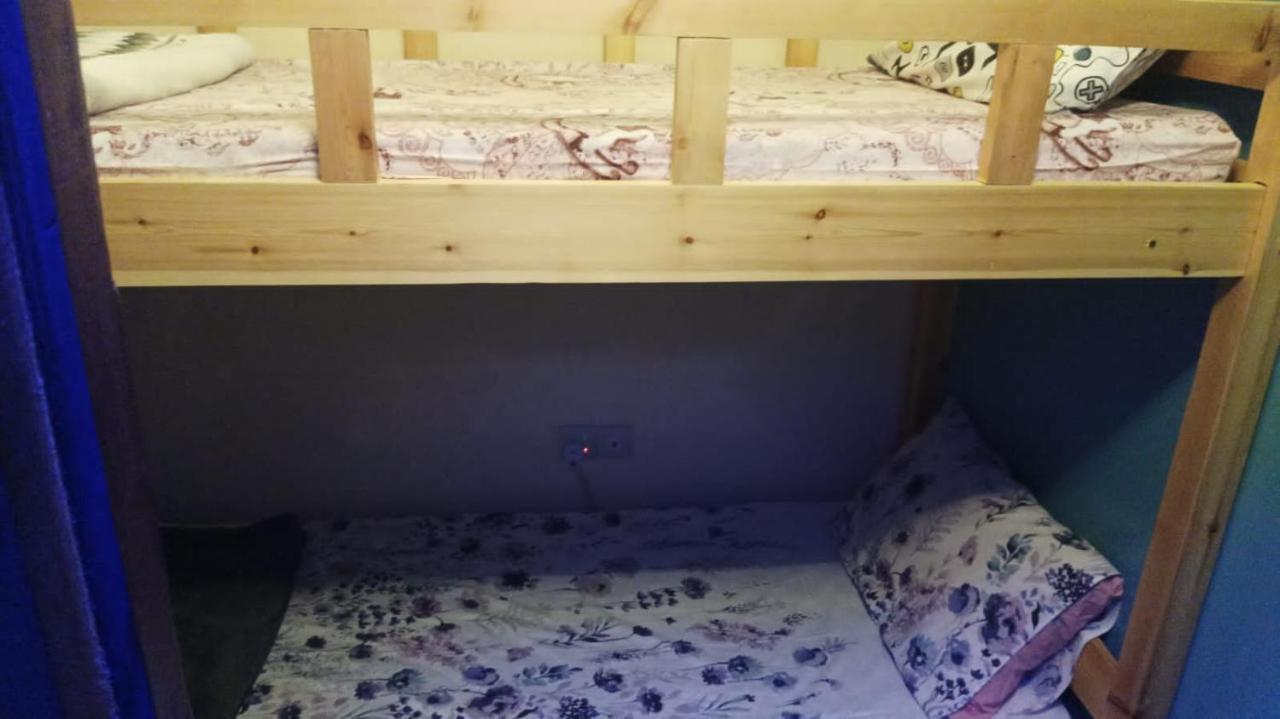 Moon Backpackers , Al Rigga , Partition For Couples And For Singles Apartman Dubaj Kültér fotó